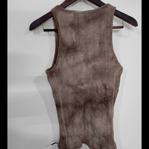 Tank Top 🤎 - Picture 5 of 9